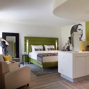 4* מלון Indigo - - Victoriaplatz By Ihg